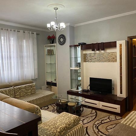 Comfortable 2-Br For 4 Tirana Exterior foto